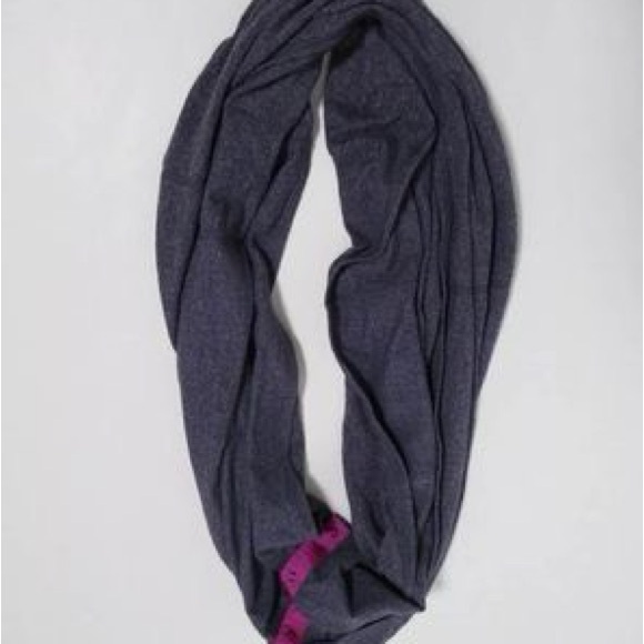lululemon vinyasa scarf/wrap - Picture 2 of 3